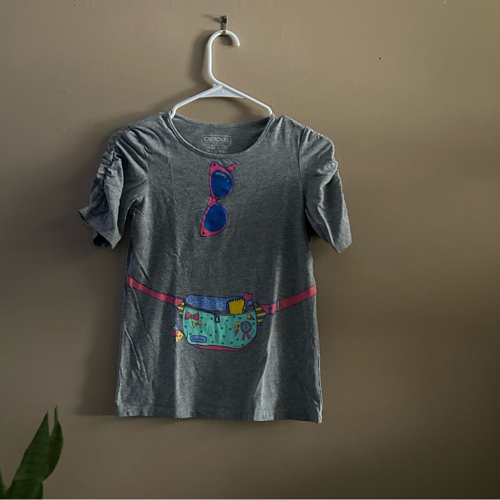 Cherokee shirt size L(12)